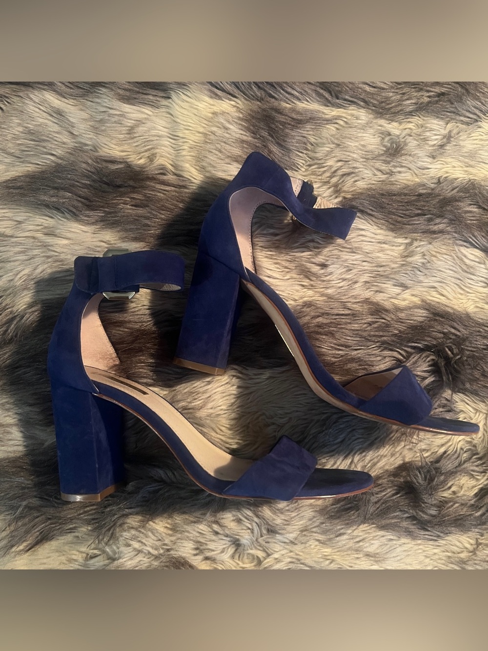 Louise et Cie Womens Blue Suede Gold Ankle Strap Block Heel Shoes Sandals 8